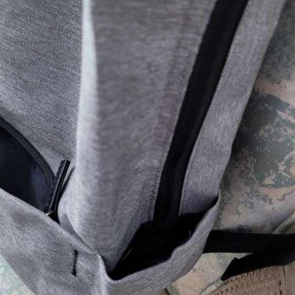 DSW Gray Logoed Men Women Unisex Custom Backpack 16.5 in x 10.5 in x 6 in - Picture 11 of 12